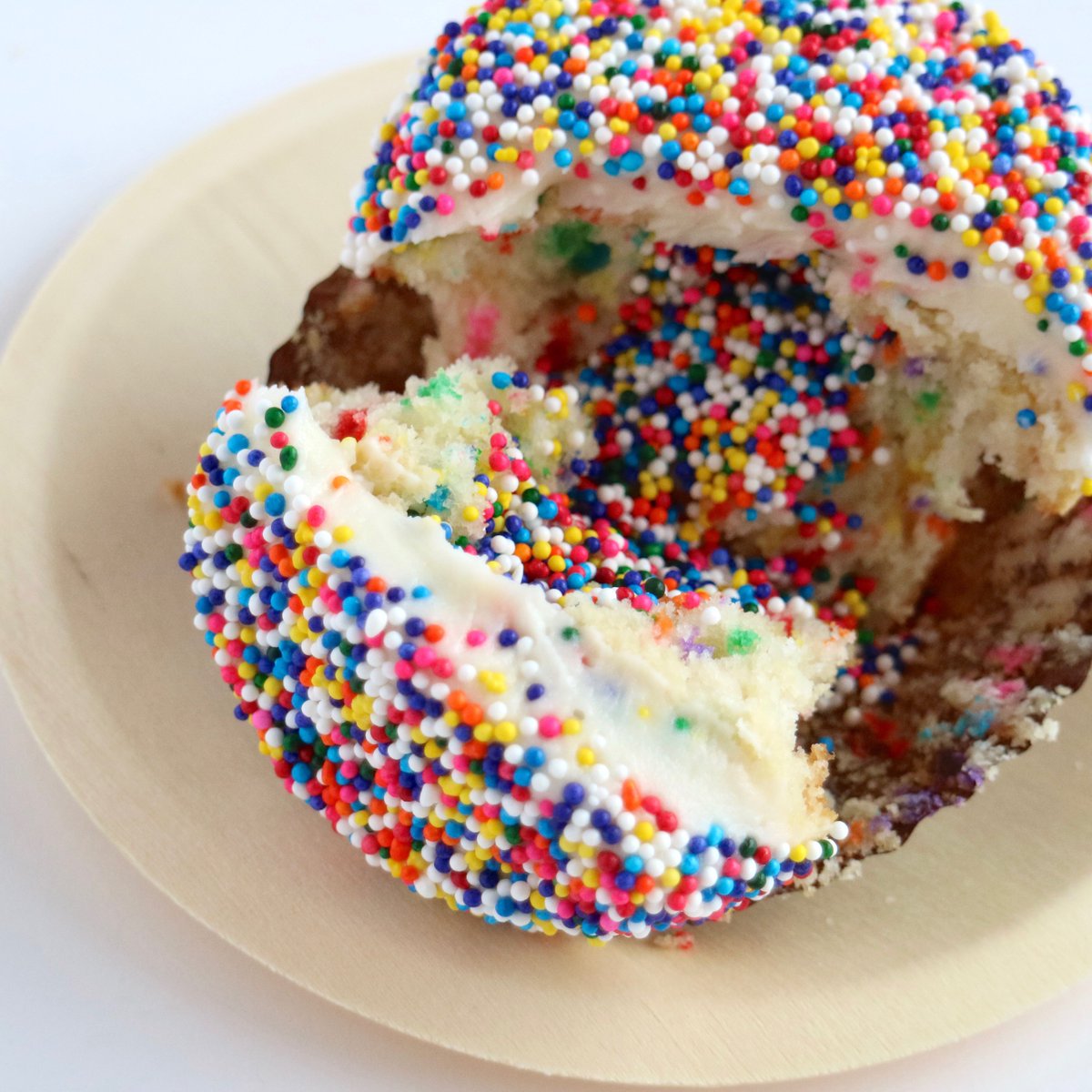 Sprinkles Cupcakes, Confetti, Celebrations Galore!