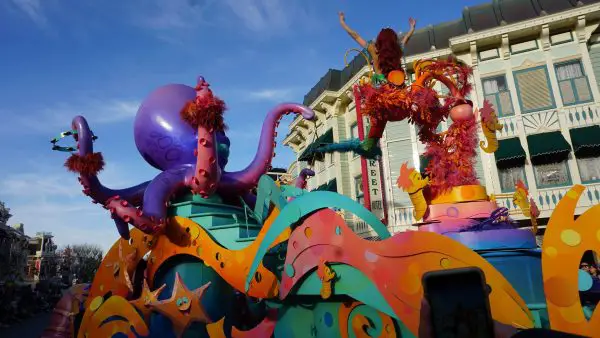 Mickey's Soundsational Parade has Returned to Disneyland