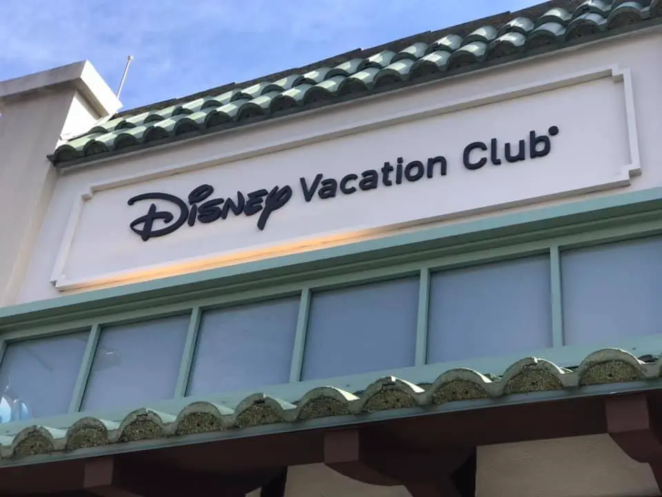 A New DVC Kiosk Spotted at Hollywood Studios On Grand Avenue.