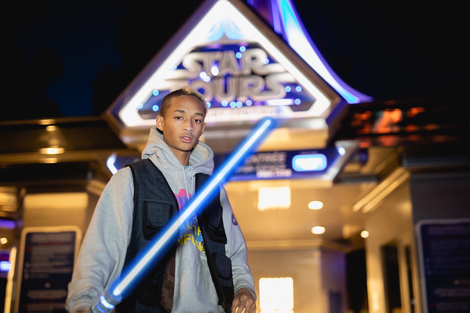 Jaden Smith Feels the Force at Disneyland Paris!