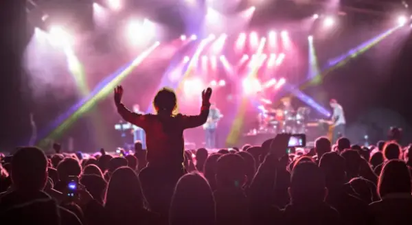 Latin Superstar Prince Royce Added to Universal Orlando Mardi Gras