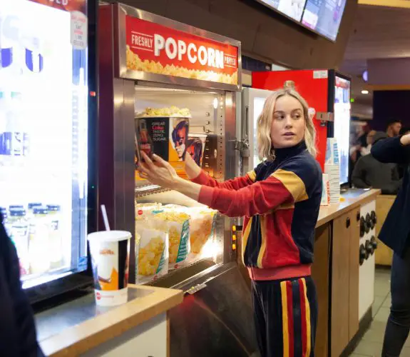 Brie Larson Helps Out Fans at Captain Marvel Screening