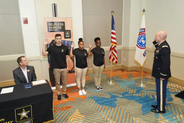 U.S. Army and Walt Disney World Swan and Dolphin Resort partner to help provide veterans with more job opportunities