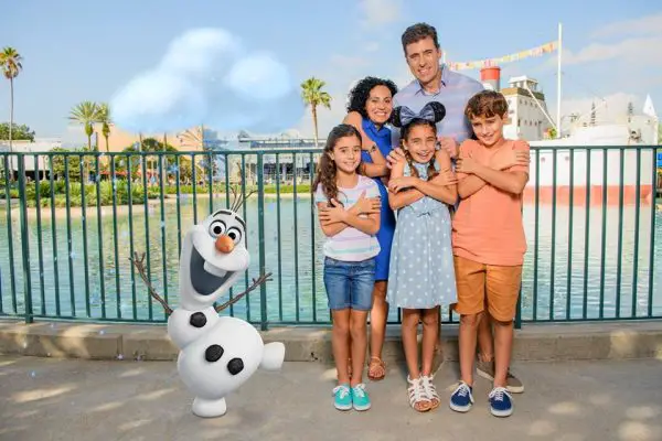 Here's A Complete List Of PhotoPass Magic Shots At Hollywood Studios