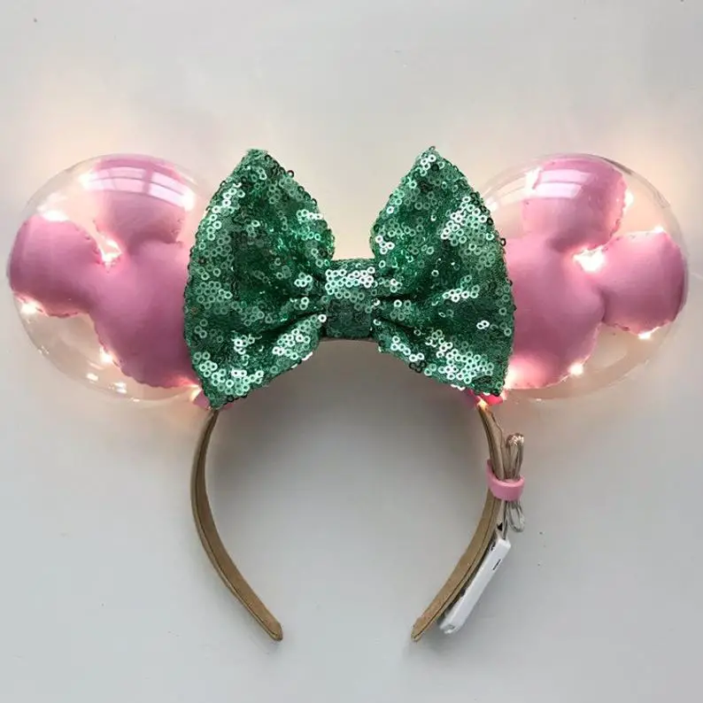 These Mickey Balloon Minnie Ears Are A Must Have Accessory