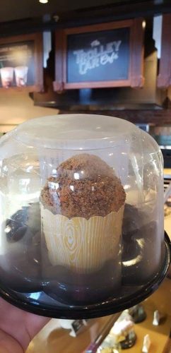 Butterfinger Cupcake Returns to Trolley Car Cafe