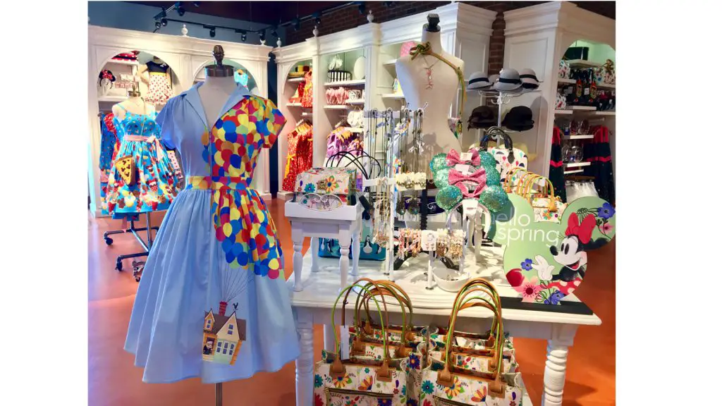 Pop-Up Dress Shop at the Marketplace Co-Op for Dapper Day.