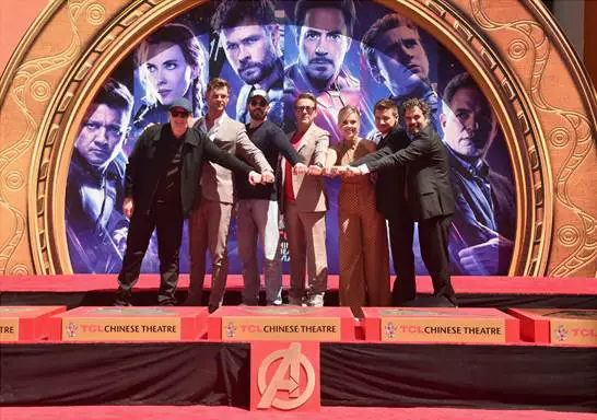 MARVEL STUDIOS AVENGERS: ENDGAME” STARS PLACE HANDPRINTS IN CEMENT AT TCL CHINESE THEATRE