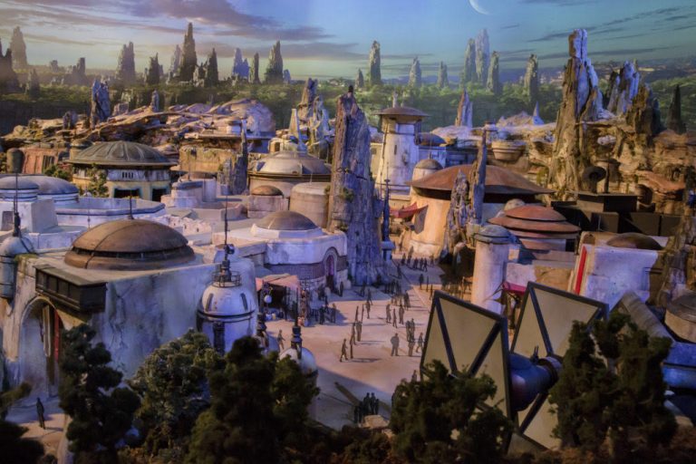 Take a Look at the Entire 'Star Wars: Galaxy's Edge' Concept Art ...