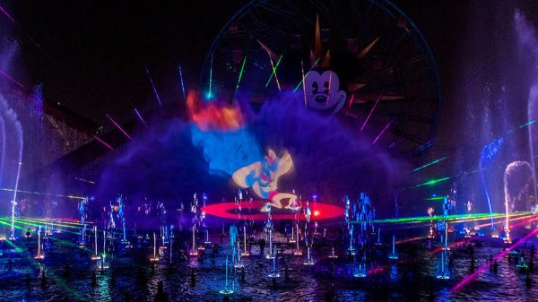 Take a Look at the Disney California Adventure Park 'World of Color' Nighttime Spectacular