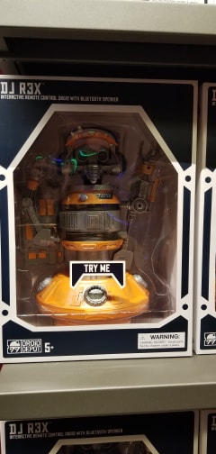 Droid Depot At Galaxy's Edge Lets You Bring Your Own Droid To Life