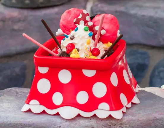 Disneyland Annual Passholders Will Receive a Discount on Ice Cream When Using Mobile Order Via the Disneyland App