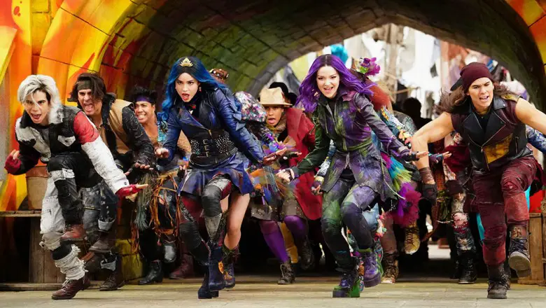 New Descendants 3 Music Video “Good to Be Bad”