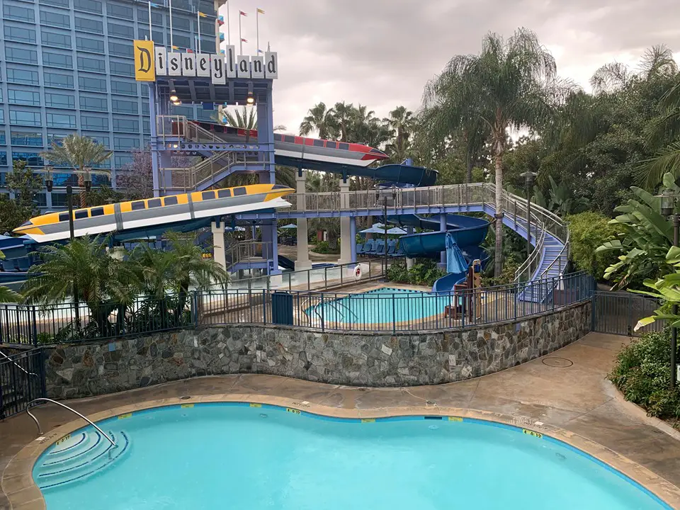 Disneyland Resort Hotel Pool Has Completed Refurbishment.