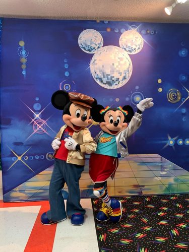 mickey and minnie roller disco party
