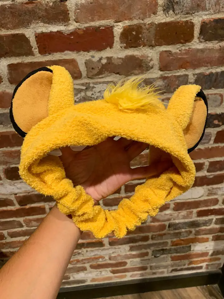 Lion King Headband Takes A Walk On The Wild Side of Style