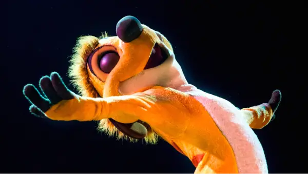 Learn How to "MataDance" with Timon at Disneyland Paris!
