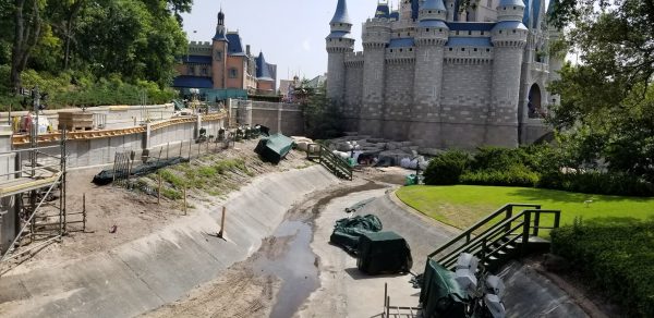 New Updates of the Castle and Moat Construction at WDW