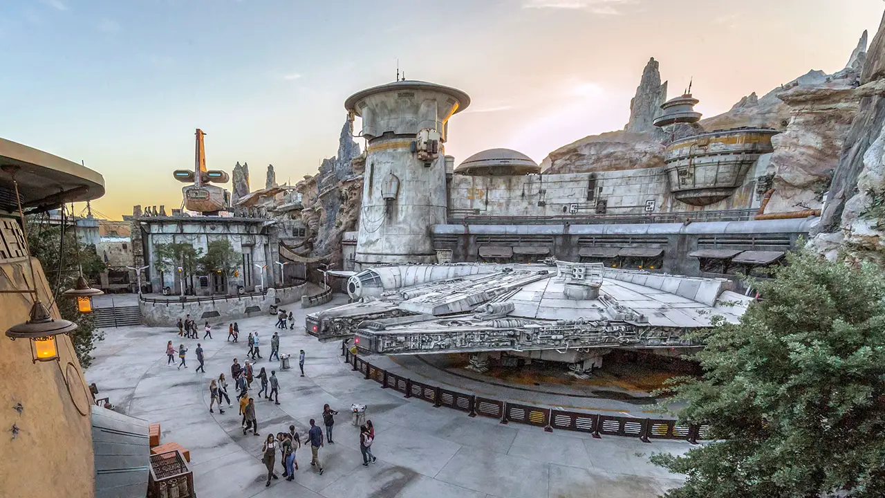 Cast Member preview for Star Wars Galaxy’s Edge beginning August 1st!
