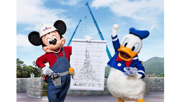 The Hong Kong Disneyland Castle is Receiving New Transformation