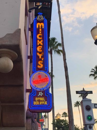 Mickey's of Hollywood Reopens After Refurbishment