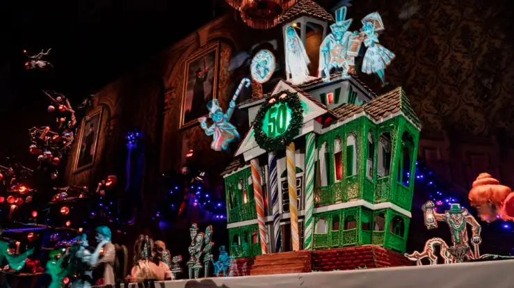 Gingerbread House Goes Up at Haunted Mansion Holiday in Disneyland Resort