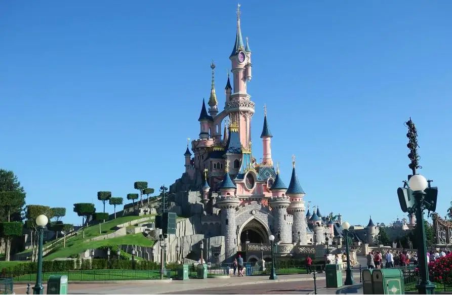 Disruption at Disneyland Paris as Man Takes Drugs and Disappears!