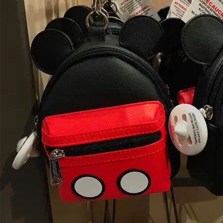Disney Loungefly Wristlets Are The Cutest New Style Trend
