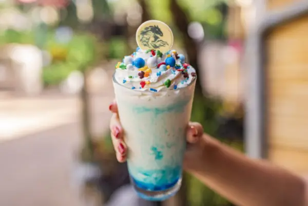 Don't let these All New Frozen treats at Walt Disney World go!
