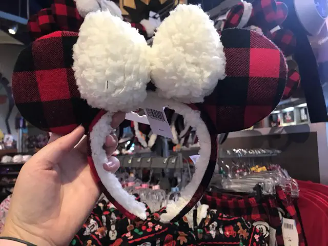 Holiday Minnie Mouse Ears Are Now At The Disney Parks