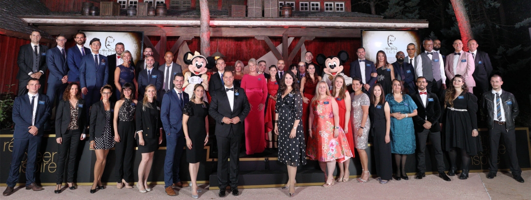 39 Disneyland Paris cast members win an award for Outstanding Customer Service