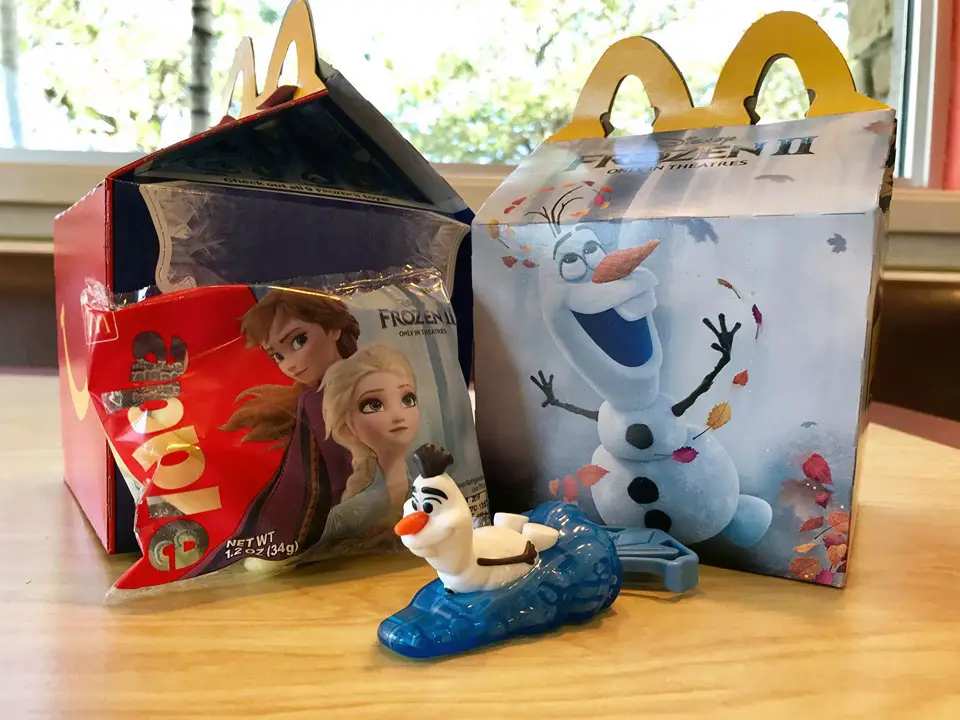 Complete Set Of 9 Plus 4 Bands And Happy Meal Box Mcdonalds Frozen 2  Toys 