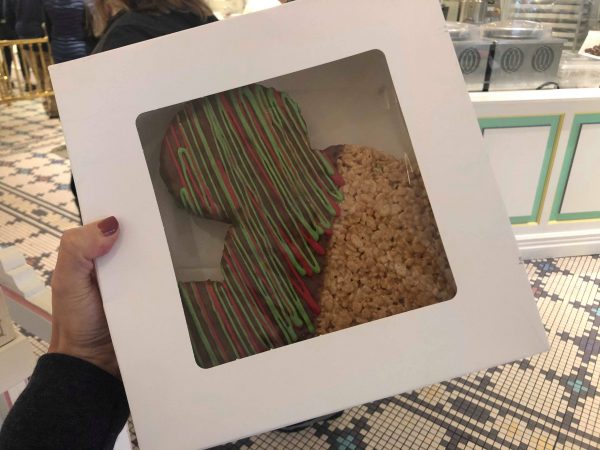 This Enormous Rice Krispie Treat in Magic Kingdom is Perfect to Share