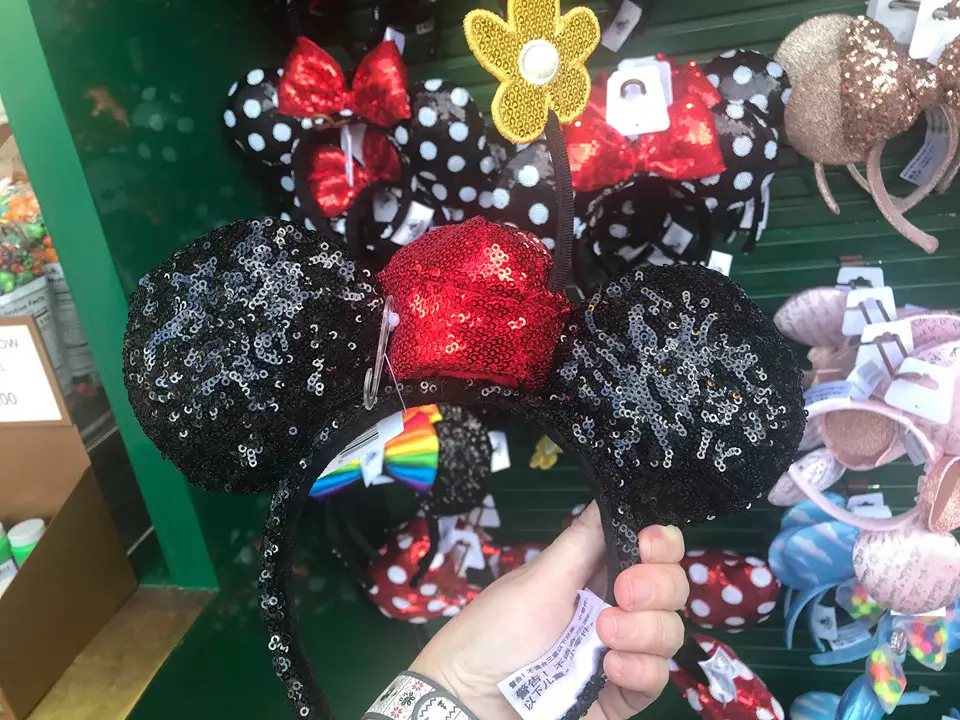 New Vintage Minnie Mouse Ears Sparkle With A Classic Look