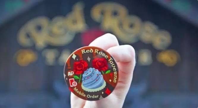 Disneyland Rolls Out New Annual Passholder Mobile Order Buttons