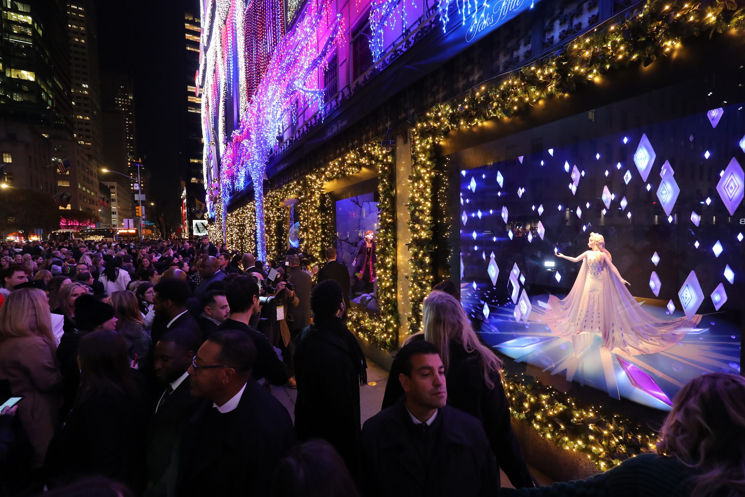Saks Fifth Avenue Debuts Frozen-Themed Holiday Window Displays - Mommy  Nearest