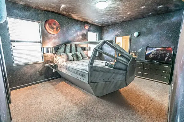 New Twelve Parsecs Airbnb by Loma Homes Available to Rent