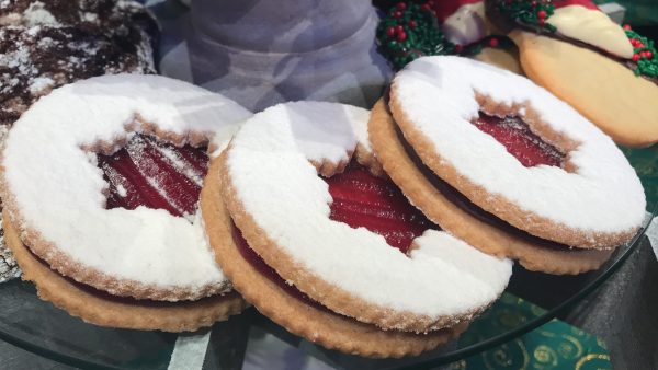 Take a Look at the Epcot Holiday Cookie Stroll Cookies