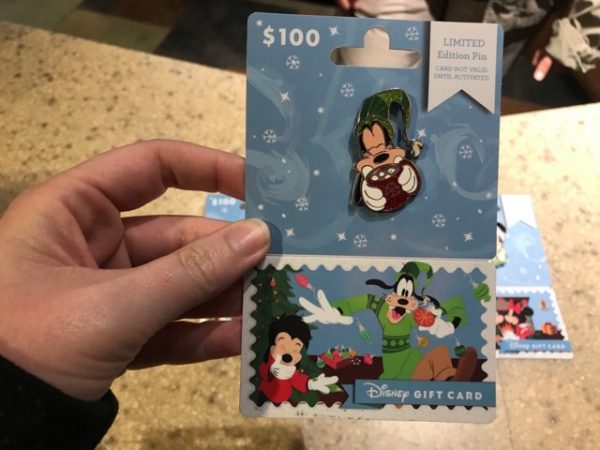 New Disney Gift Card Holiday Pin Series!