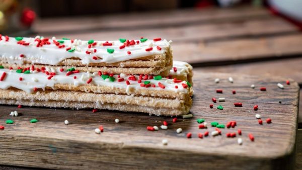 A First Look At The New Holiday Churros Coming To The Disneyland Resort