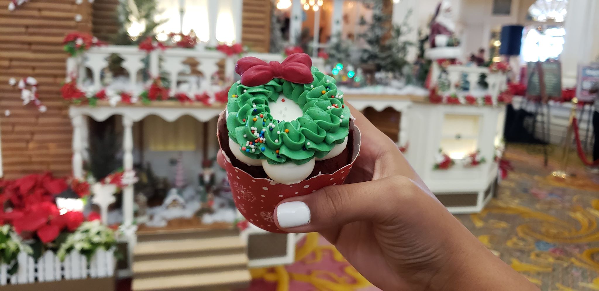 Photos: New Cupcake at Disney’s Grand Floridian Resort