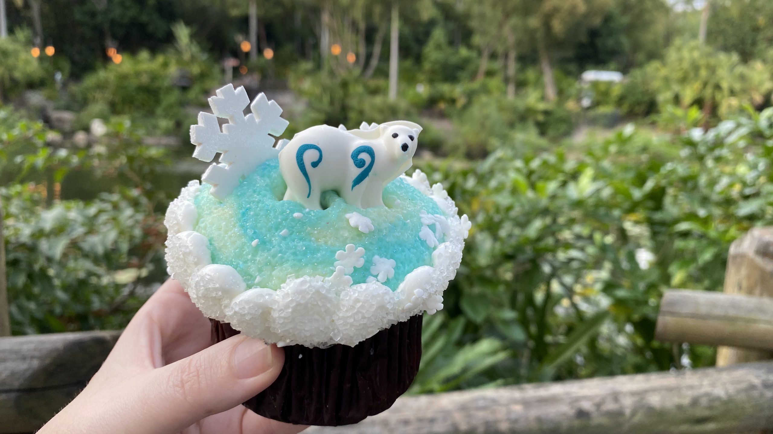 The New Menagerie Cupcake At Animal Kingdom Is Snow Cute