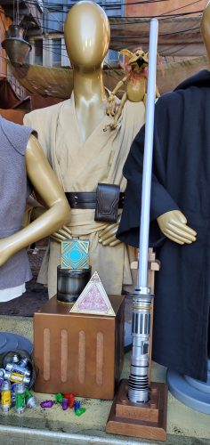 Star Wars: Rise of the Resistance Merchandise Coming to Parks Dec 5!