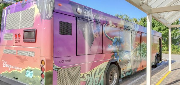 New Pandora-Themed Bus Spotted at Walt Disney World