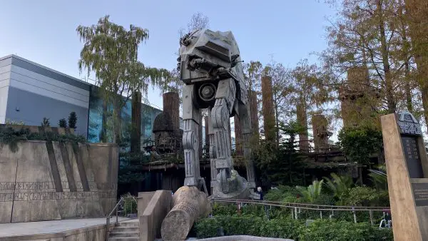 Rise Of Skywalker Is Now Available On Star Tours in Hollywood Studios