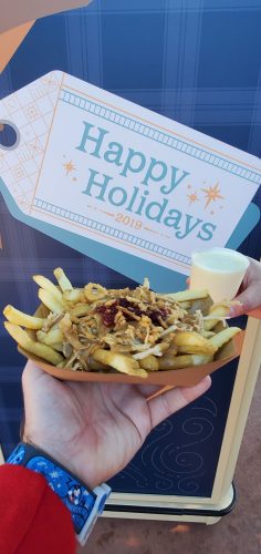 Enjoy Holiday Eats and Drinks at Refreshment Port