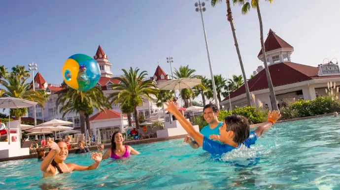 Bask in the Sun & Fun – Save Up to 25% on Rooms This Spring and Summer