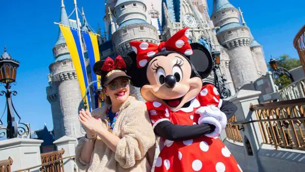 Drew Barrymore Visits Walt Disney World Resort!