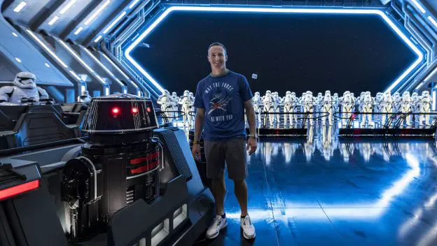 Drew Brees Visits Star Wars Galaxy’s Edge While in Florida for the Pro Bowl