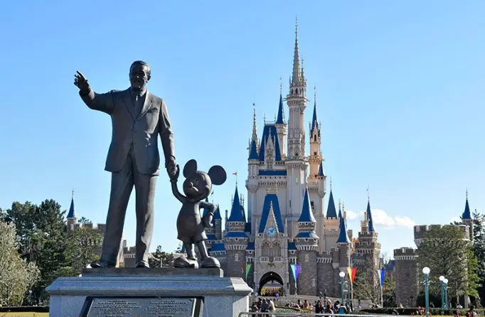 Tokyo Disneyland to close through March 15th over coronavirus threat